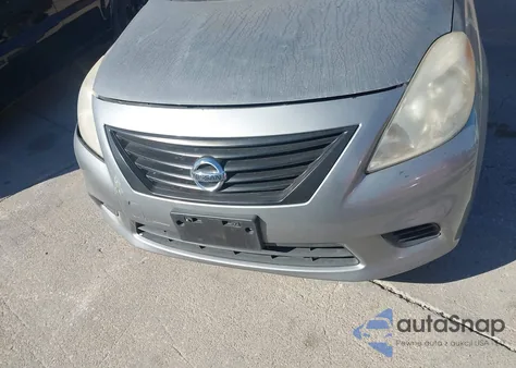 2014 Nissan Versa 1.6 S z USA, uszkodzony, nr VIN 3N1CN7AP3EL867845